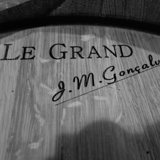 Le Grand Oak Barrel with branding on top